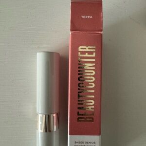 *Beautycounter* Lip Sheer Genius in “Terra” earthly pink
